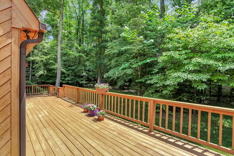 Deck Staining Options